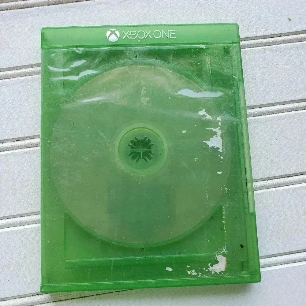 Gta 5 Xbox one Disc Only Grand Theft Auto V Microsoft 2014